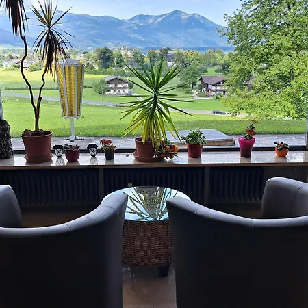 Penthouse Deluxe Galerie 2 Stoeckig By Interhome * Strobl