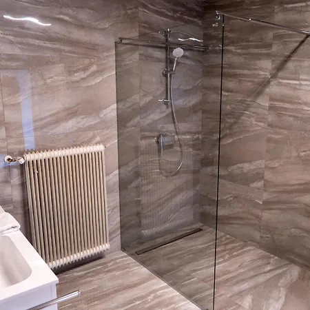 Apartman Penthouse Deluxe Galerie 2 Stoeckig By Interhome *