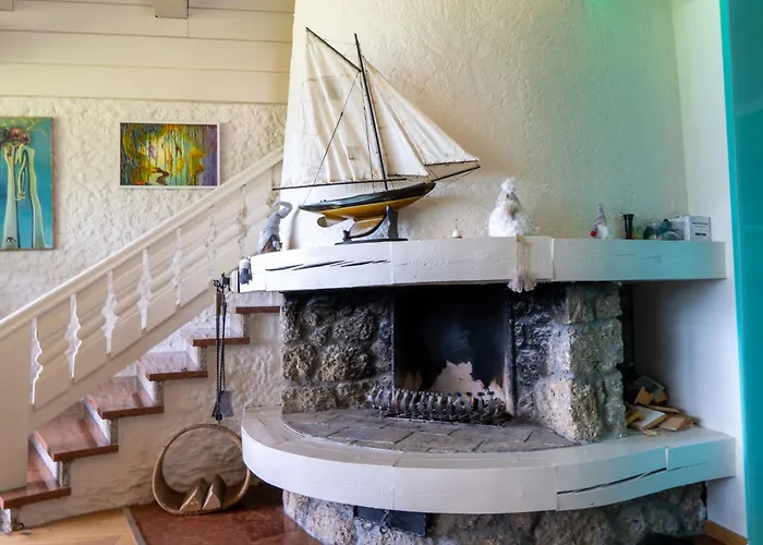 Penthouse Deluxe Galerie 2 Stoeckig By Interhome