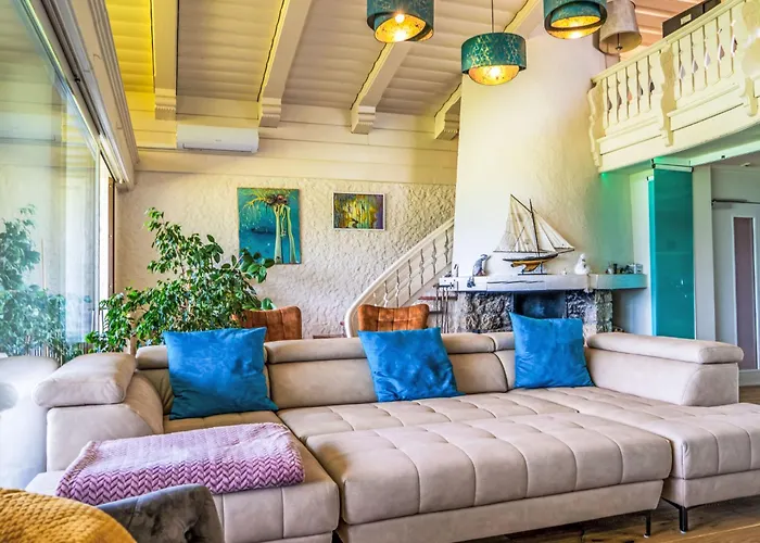 Penthouse Deluxe Galerie 2 Stoeckig By Interhome Strobl